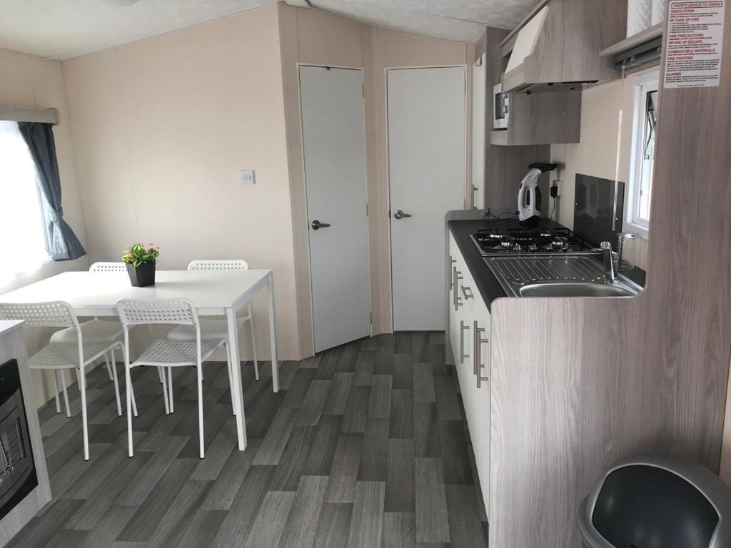 Luxe Chalet Op Camping Duindoorn, Ijmuiden Aan Zee, In De Buurt Van F1 Circuit Zandvoort En Bloemendaal Op Loopafstand Strand Ngoại thất bức ảnh
